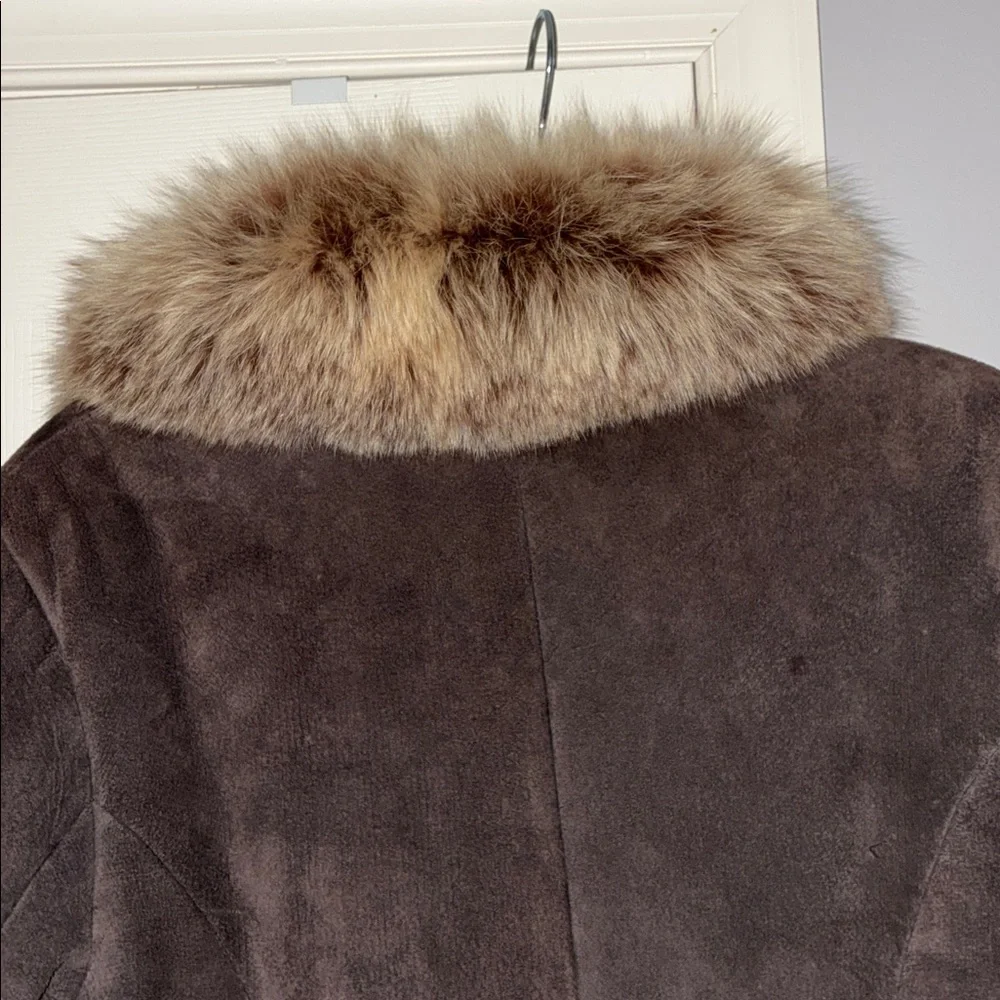 Long Brown Suede Coat with Mink Fur Trim - Women's Size M - Picture 9 of 15